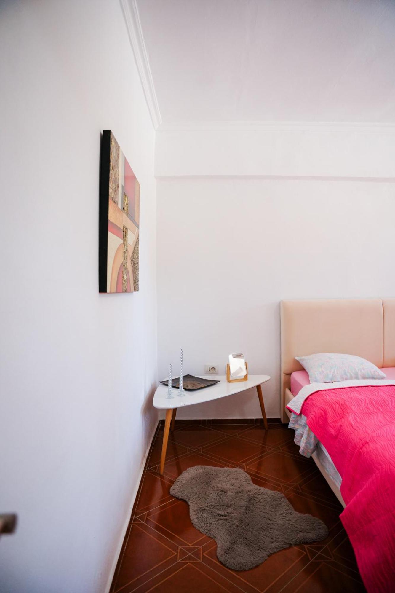Tirana Centre Lions Gate 1 Apartment Luaran gambar