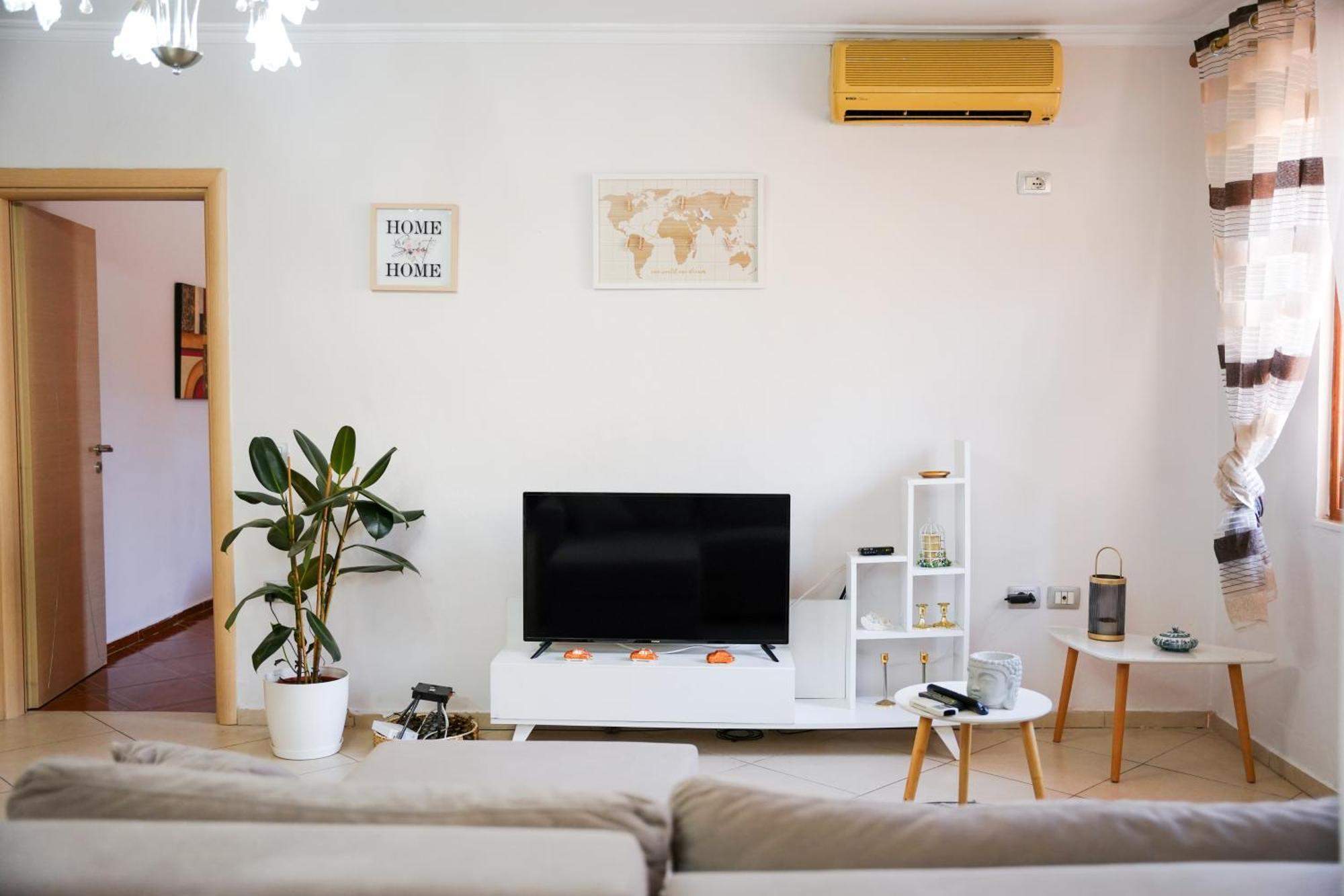 Tirana Centre Lions Gate 1 Apartment Luaran gambar