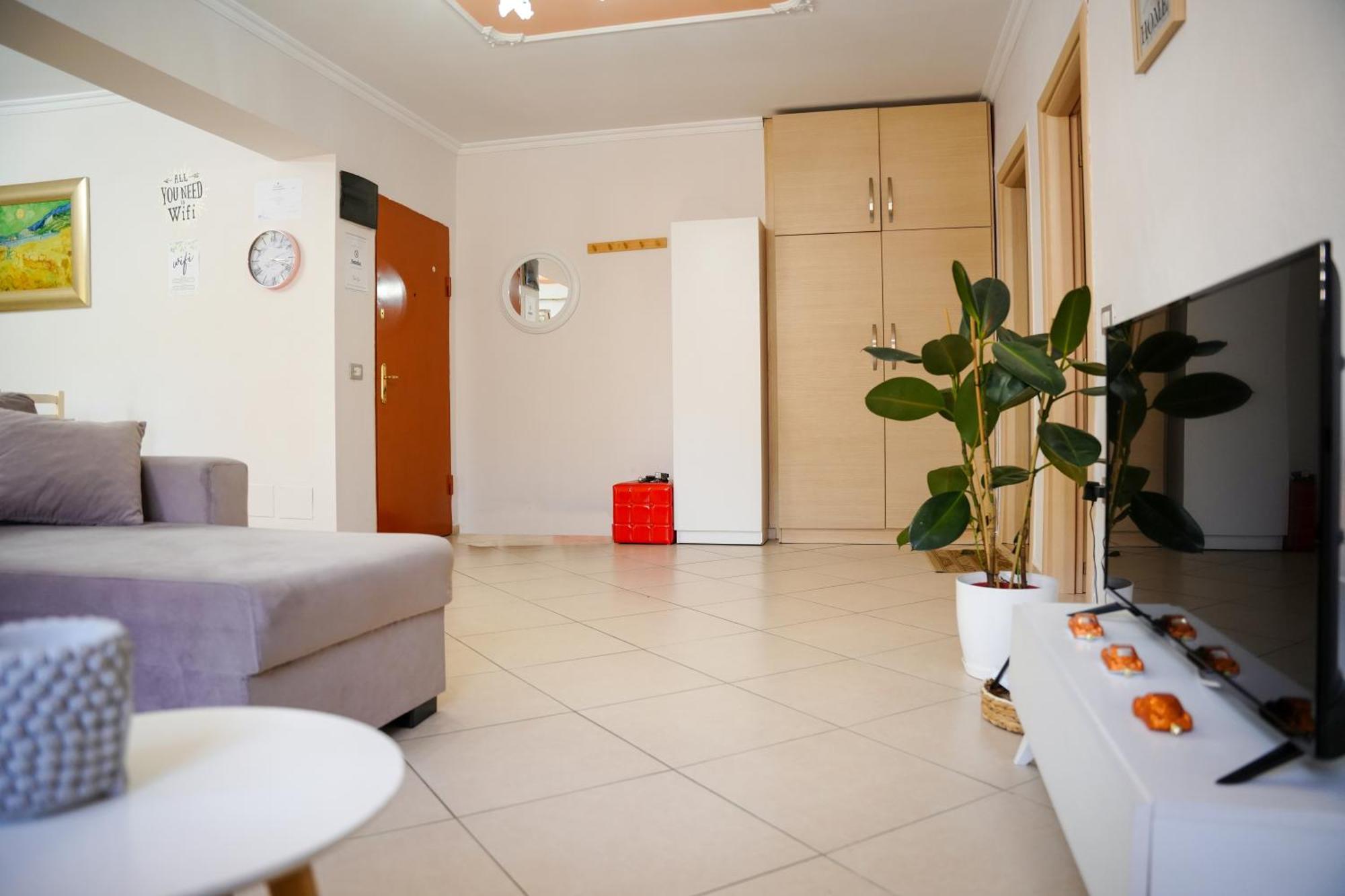 Tirana Centre Lions Gate 1 Apartment Luaran gambar
